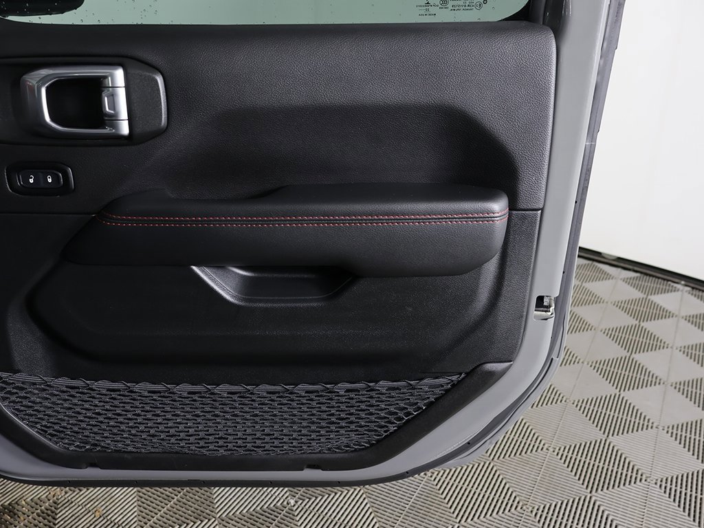 Used 2022 Jeep Gladiator Rubicon image 16