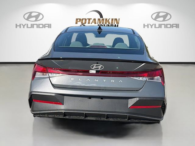 New 2026 Hyundai Elantra Sport FWD image 6