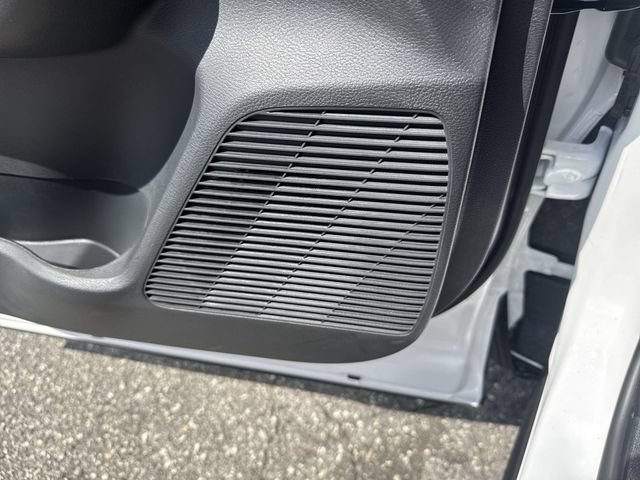 New 2026 Nissan Kicks SR FWD image 25