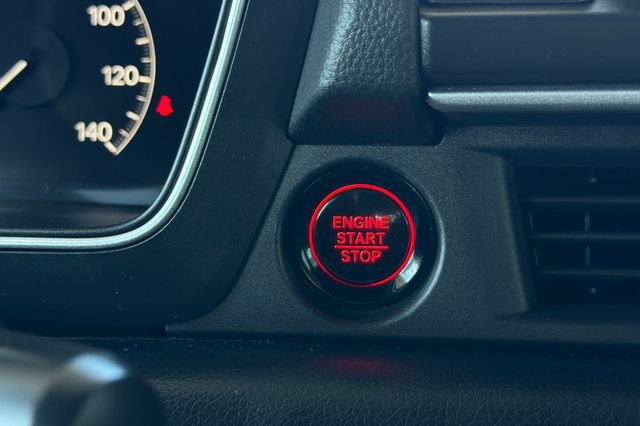 Certified 2025 Honda Pilot Sport image 27