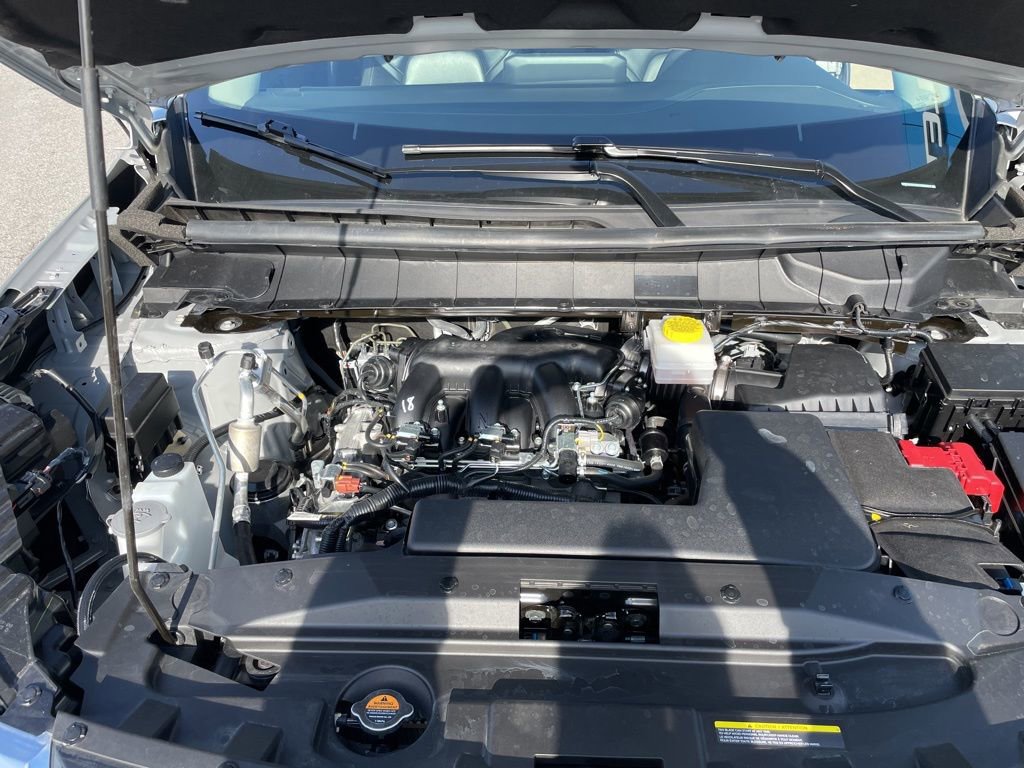 Used 2025 Nissan Pathfinder SL AWD/4WD image 62