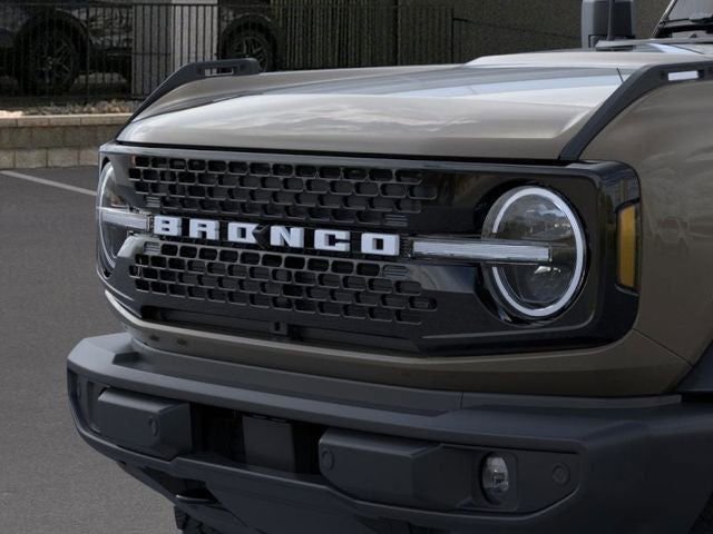 New 2025 Ford Bronco Outer Banks AWD/4WD image 19