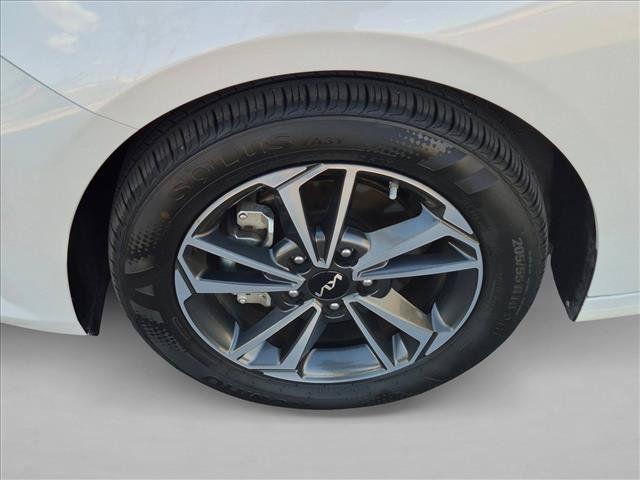 Used 2024 Kia Forte LXS w/ LXS Technology Package FWD image 28