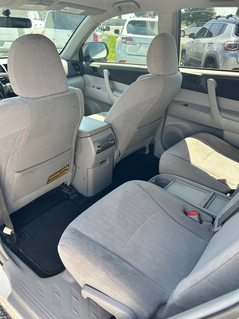 Used 2011 Toyota Highlander 2WD image 10