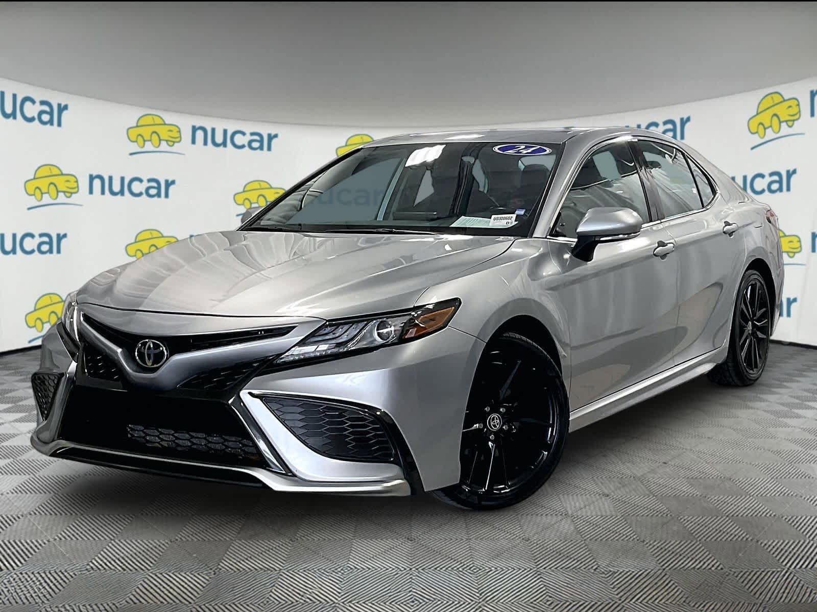 Used 2024 Toyota Camry XSE image 3