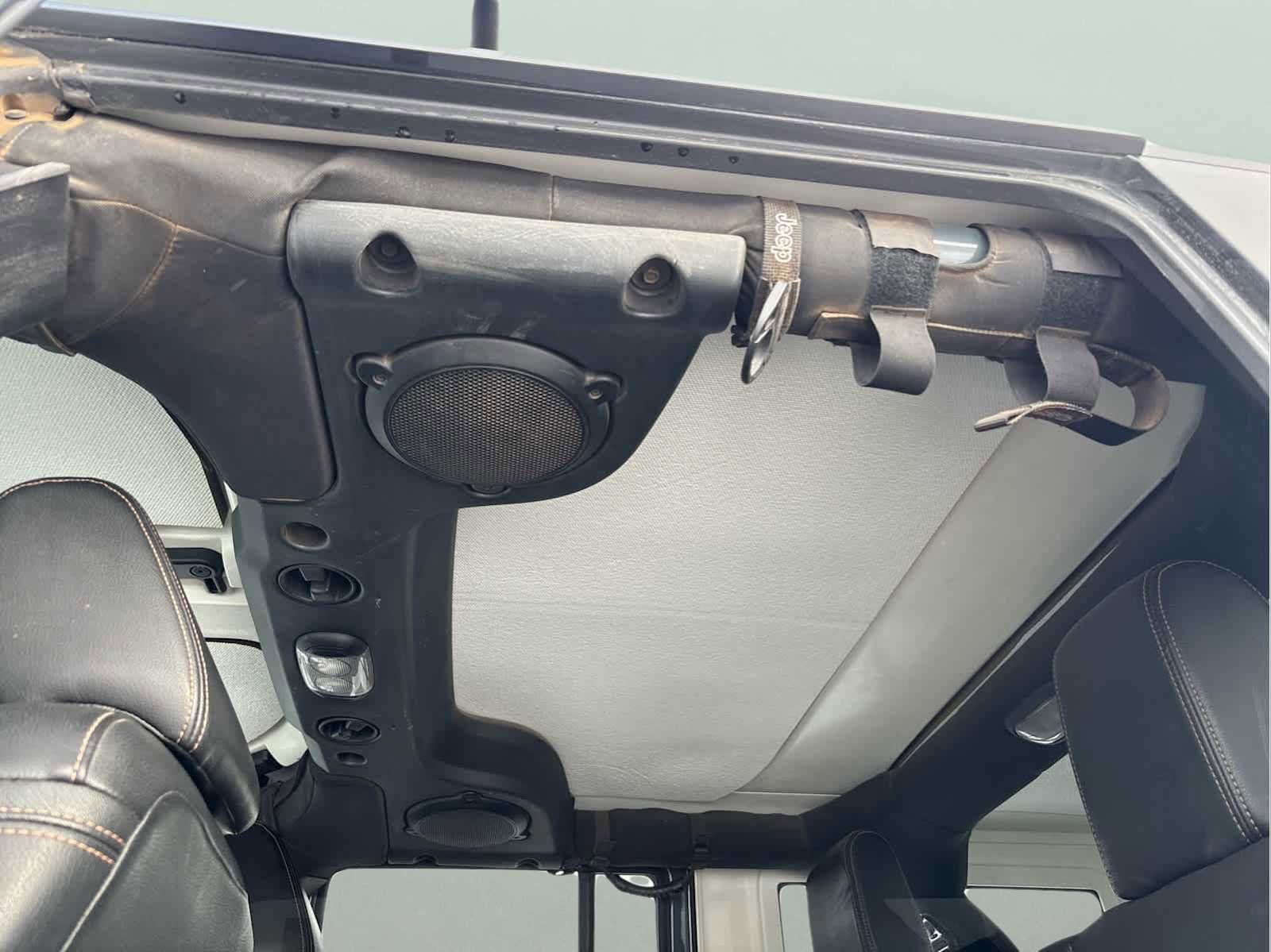 Used 2014 Jeep Wrangler Unlimited Rubicon w/ Connectivity Group image 59