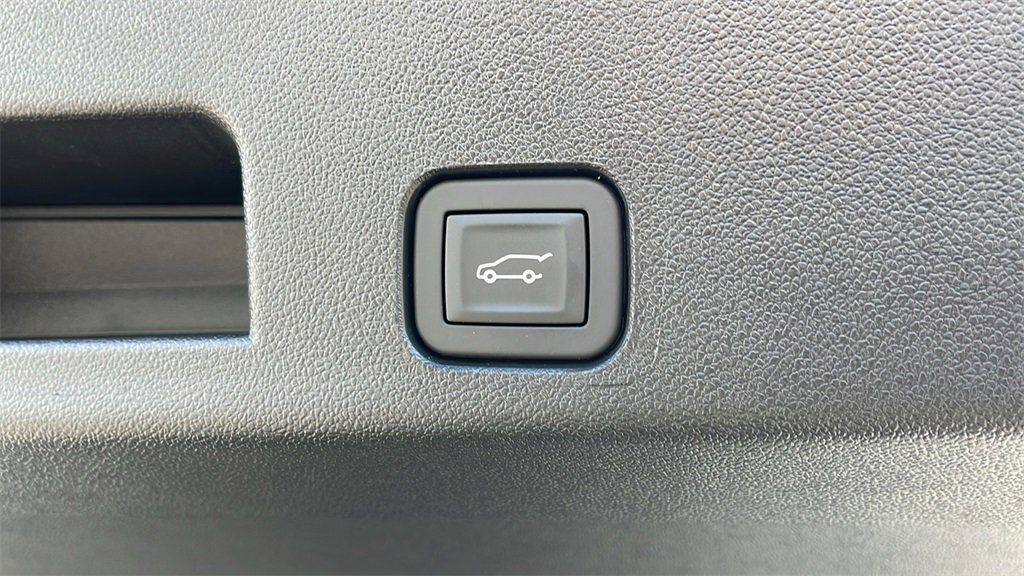 New 2025 GMC Acadia AT4 w/ Luxury Package image 29