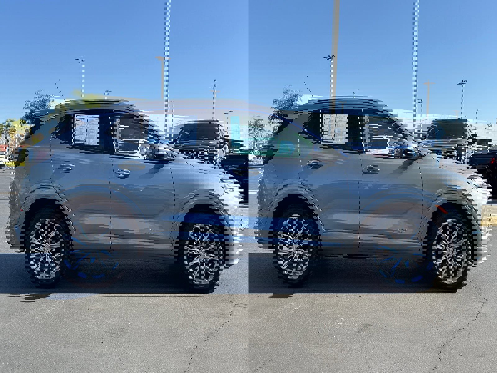 Certified 2024 Buick Encore GX Avenir image 5