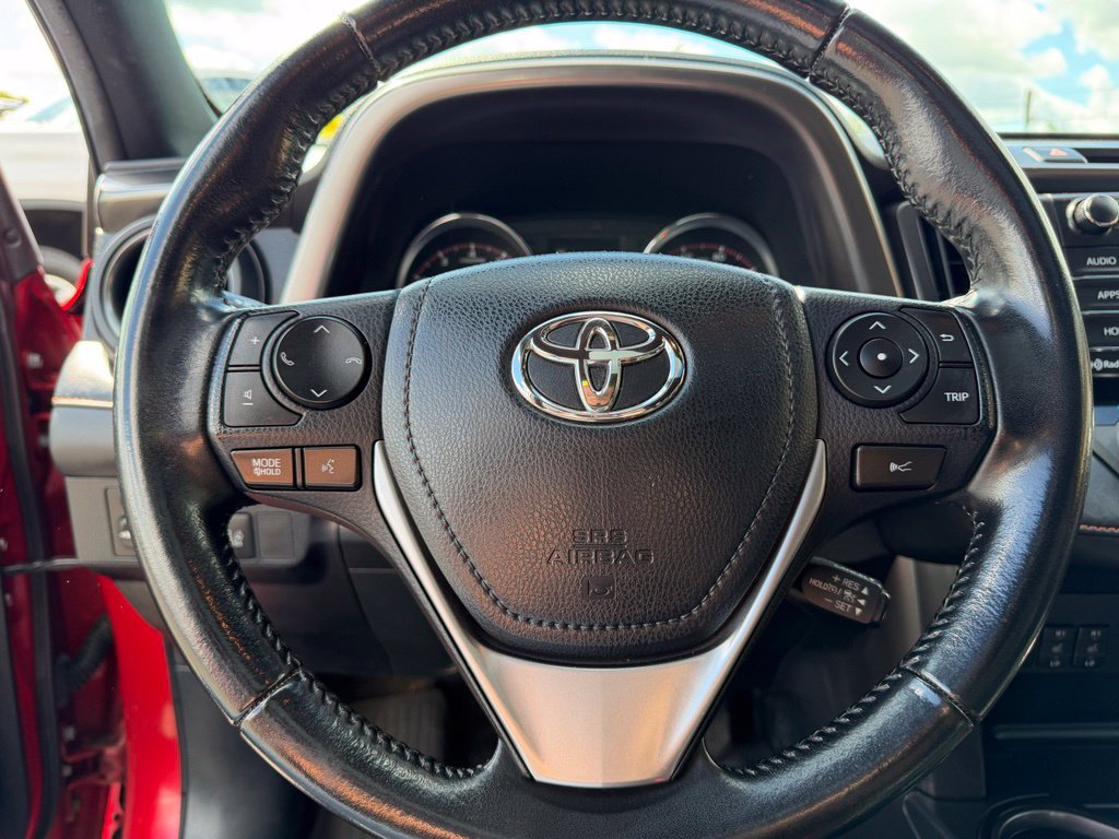 Used 2017 Toyota RAV4 SE AWD/4WD image 21