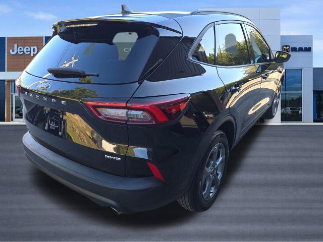 Used 2025 Ford Escape ST-Line AWD/4WD image 8