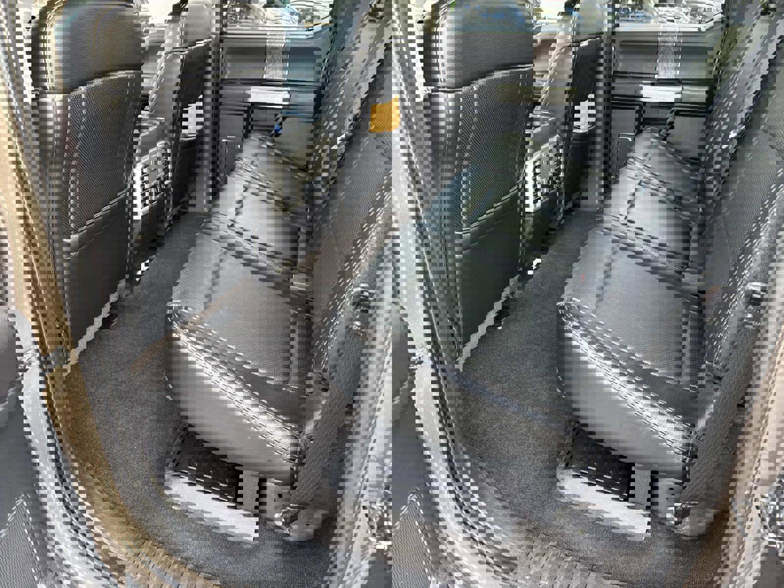 Used 2018 Ford F250 Lariat w/ Chrome Package image 16