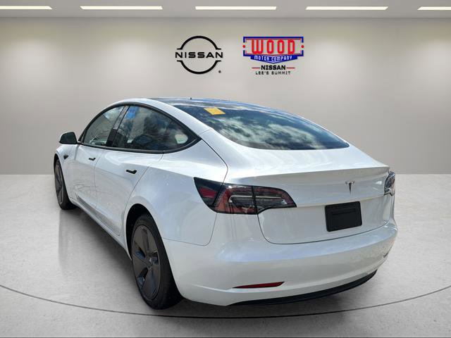 Used 2023 Tesla Model 3 Standard Range image 4