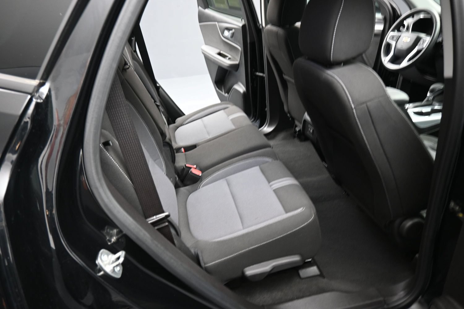 Used 2024 Chevrolet Blazer LT w/ Convenience Package FWD image 19