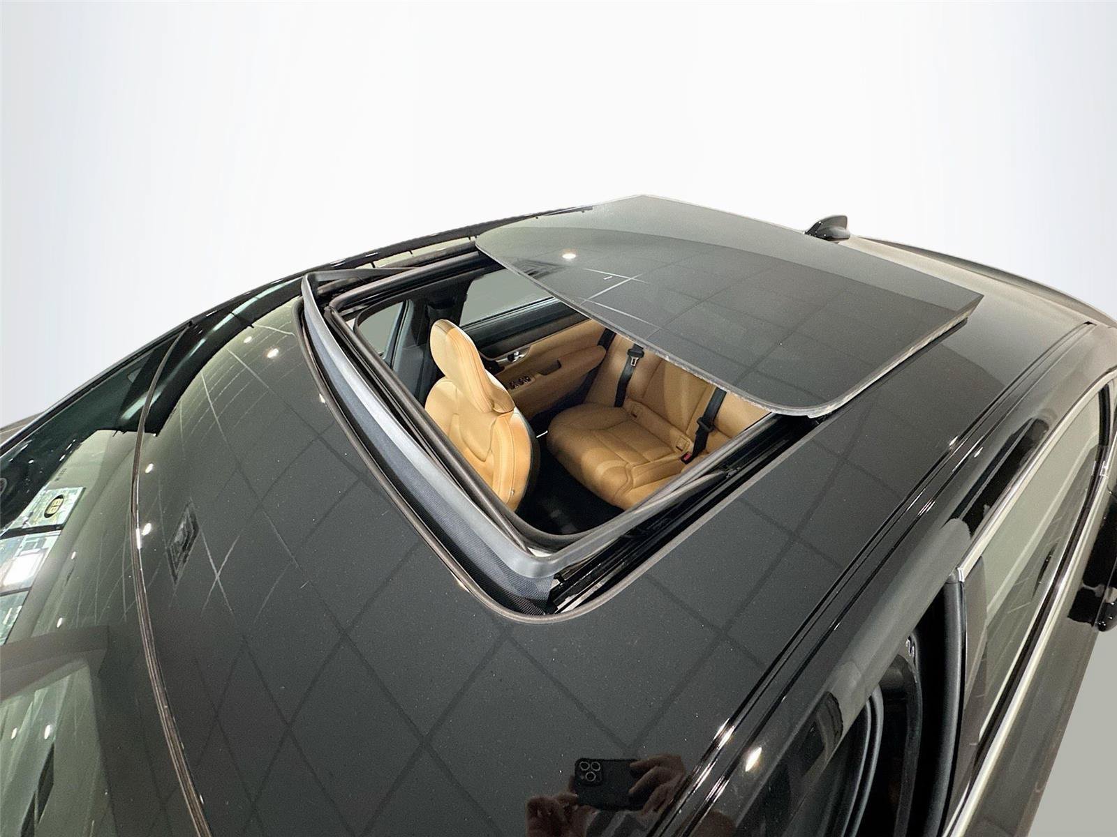 Used 2024 Volvo S90 B6 Ultimate AWD/4WD image 17
