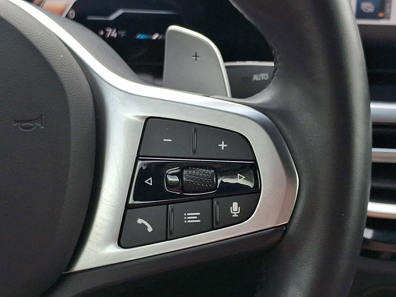 Used 2024 BMW M240i xDrive Coupe w/ Premium Package image 22