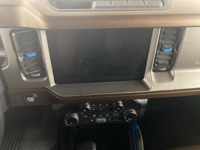 Used 2021 Ford Bronco Outer Banks image 20