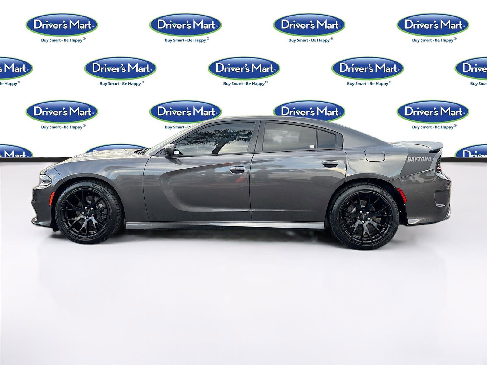 Used 2017 Dodge Charger R/T RWD image 4