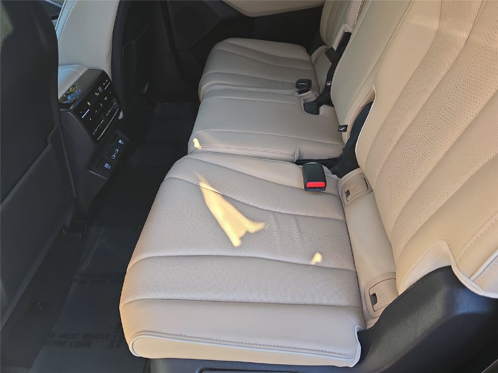 Used 2023 Acura MDX w/ Advance Package AWD/4WD image 13