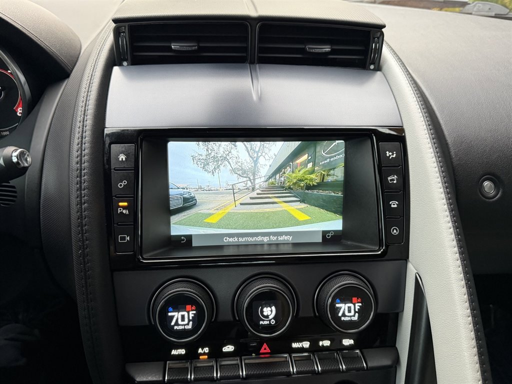 Used 2018 Jaguar F-TYPE Coupe image 24