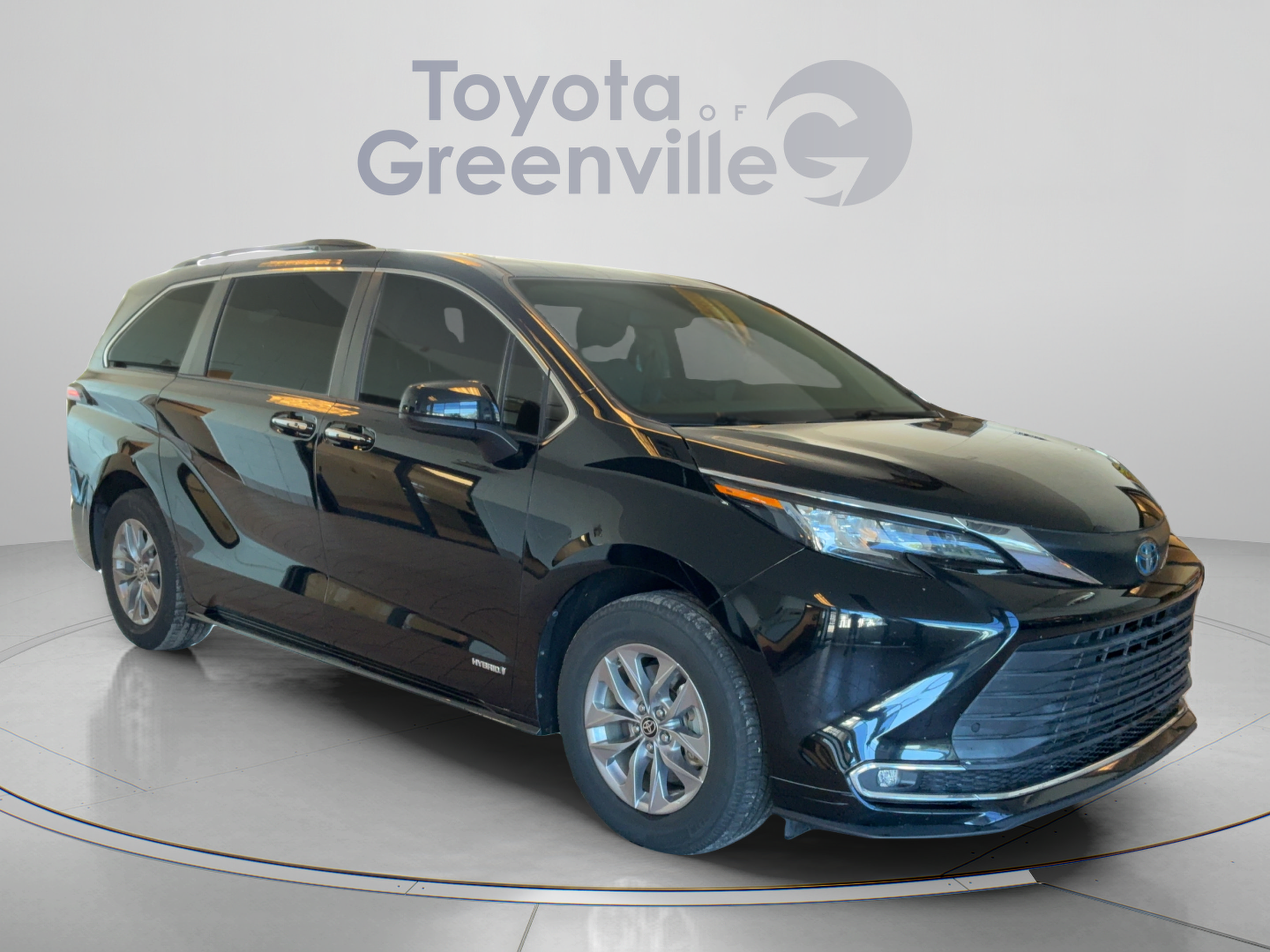 Used 2021 Toyota Sienna XLE FWD image 8