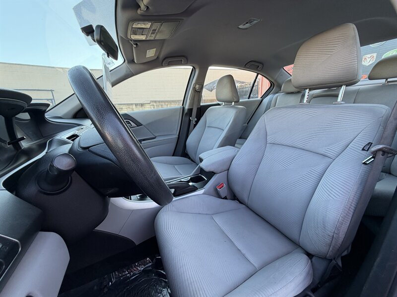 Used 2015 Honda Accord LX image 23