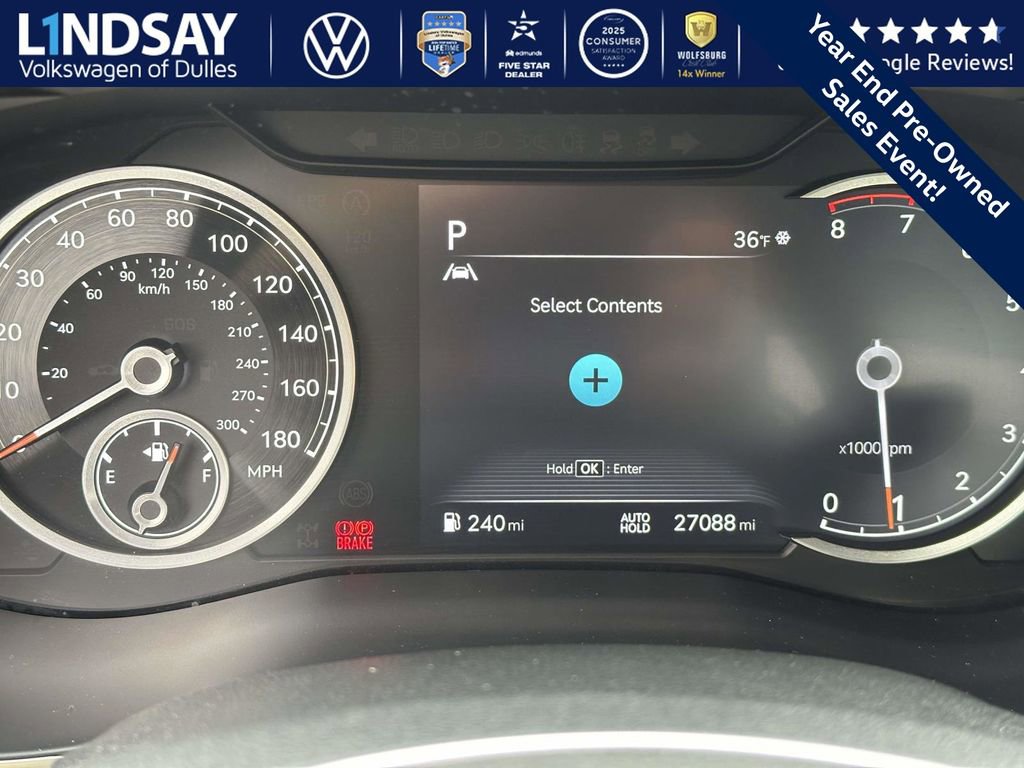 Used 2023 Genesis G70 2.0T image 25