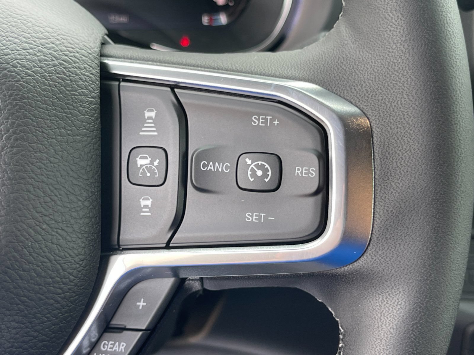 New 2027 RAM 2500 Laramie AWD/4WD image 27