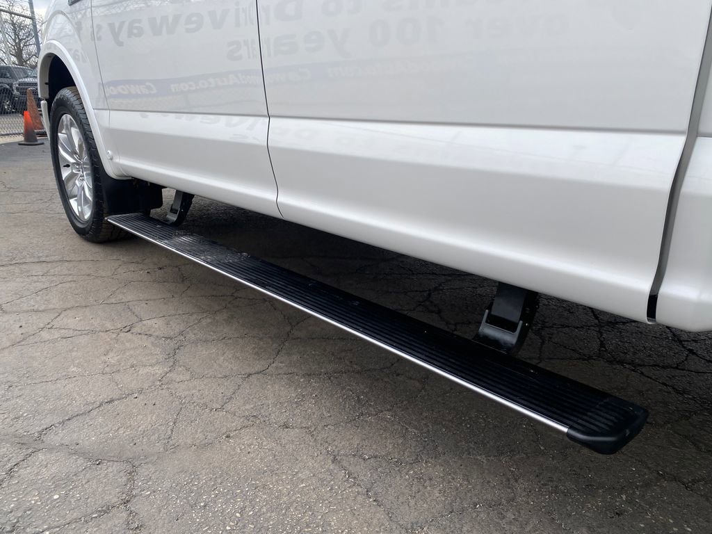 Used 2019 Ford F150 Platinum w/ Technology Package AWD/4WD image 9