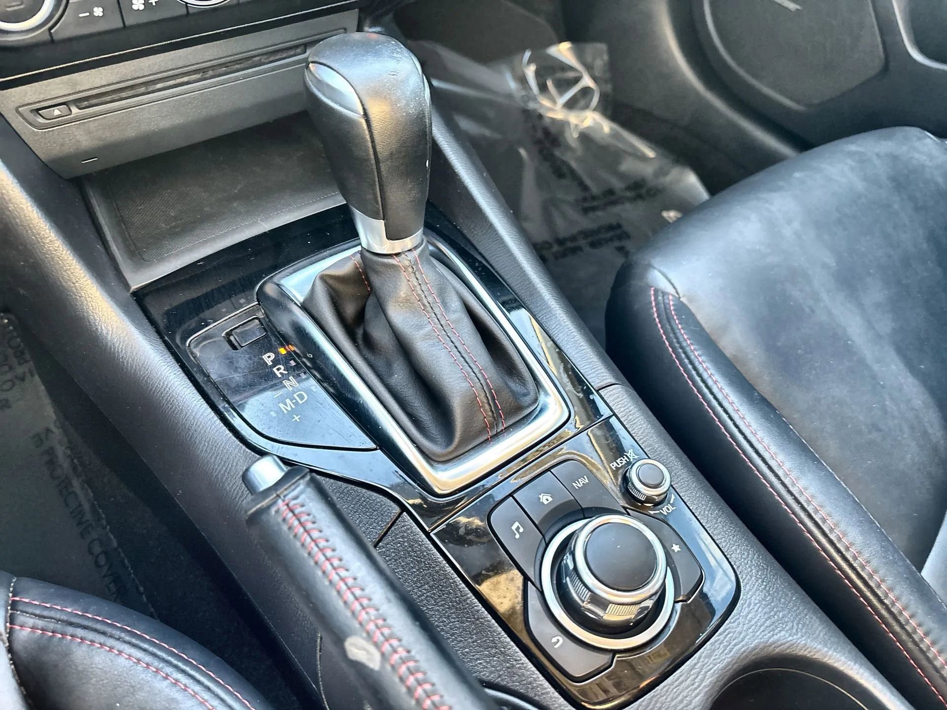 Used 2015 MAZDA MAZDA3 i Grand Touring image 22