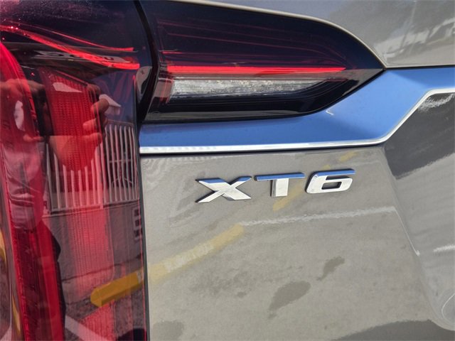 Used 2023 Cadillac XT6 Premium Luxury w/ Technology Package image 12