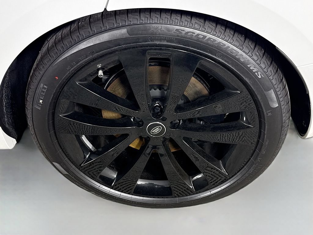 Certified 2025 Land Rover Range Rover Sport Dynamic SE AWD/4WD image 33