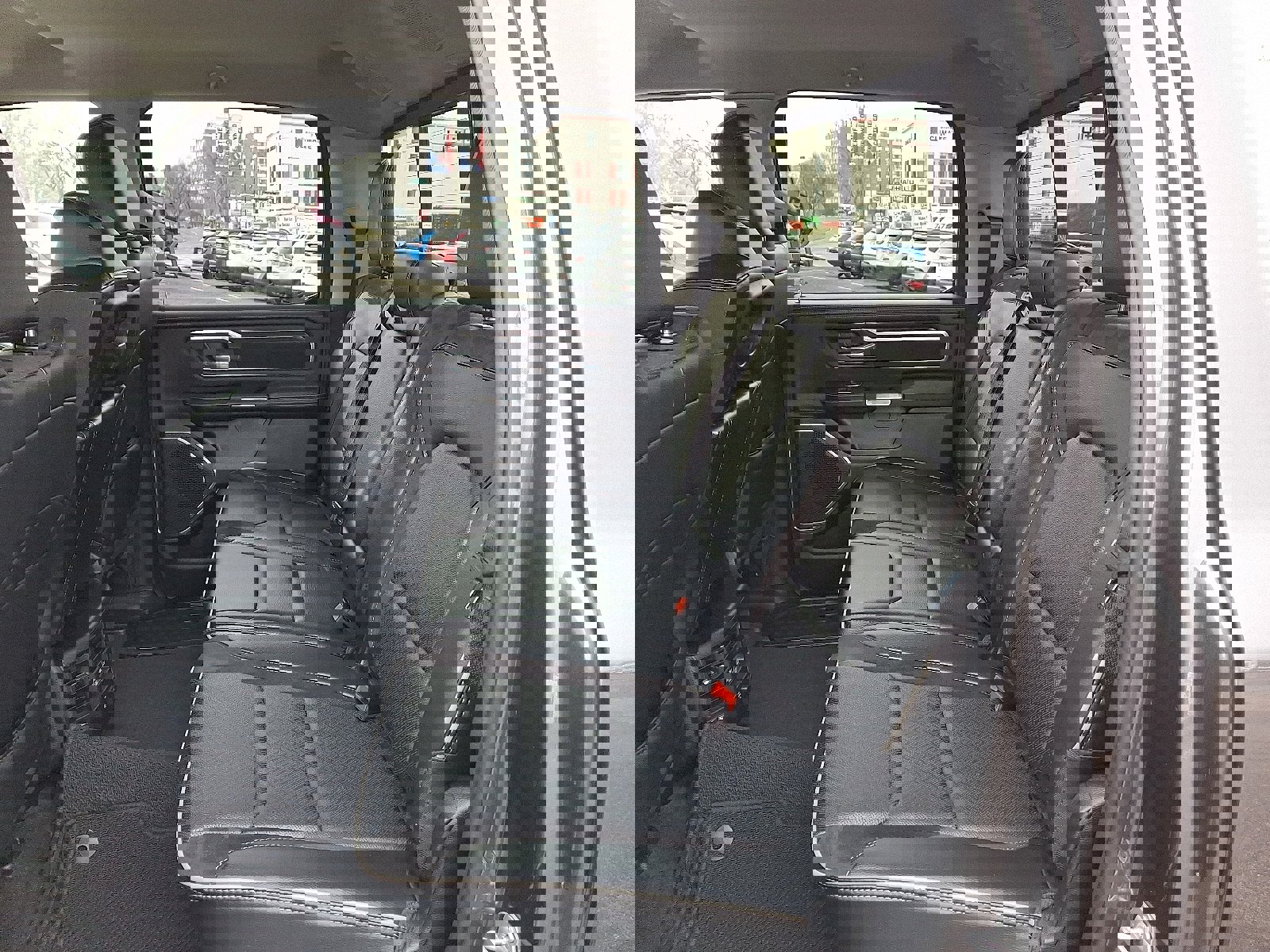 Used 2022 RAM 1500 Laramie image 10