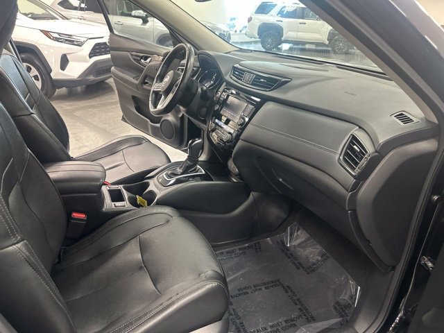 Used 2018 Nissan Rogue SL FWD image 22