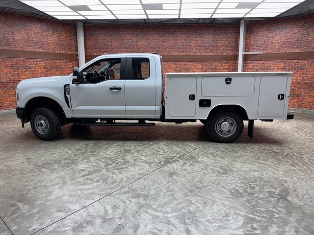 New 2026 Ford F250 XL image 2