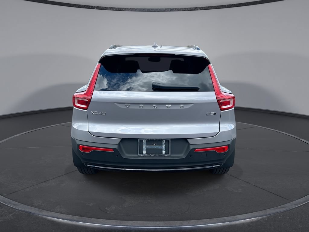 Used 2026 Volvo XC40 B5 Ultra w/ Climate Package AWD/4WD image 17