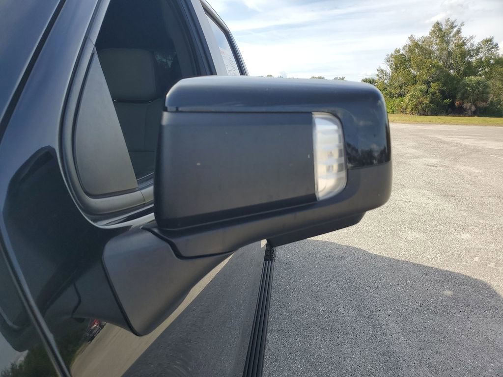 Used 2024 Chevrolet Silverado 1500 ZR2 w/ Technology Package image 21