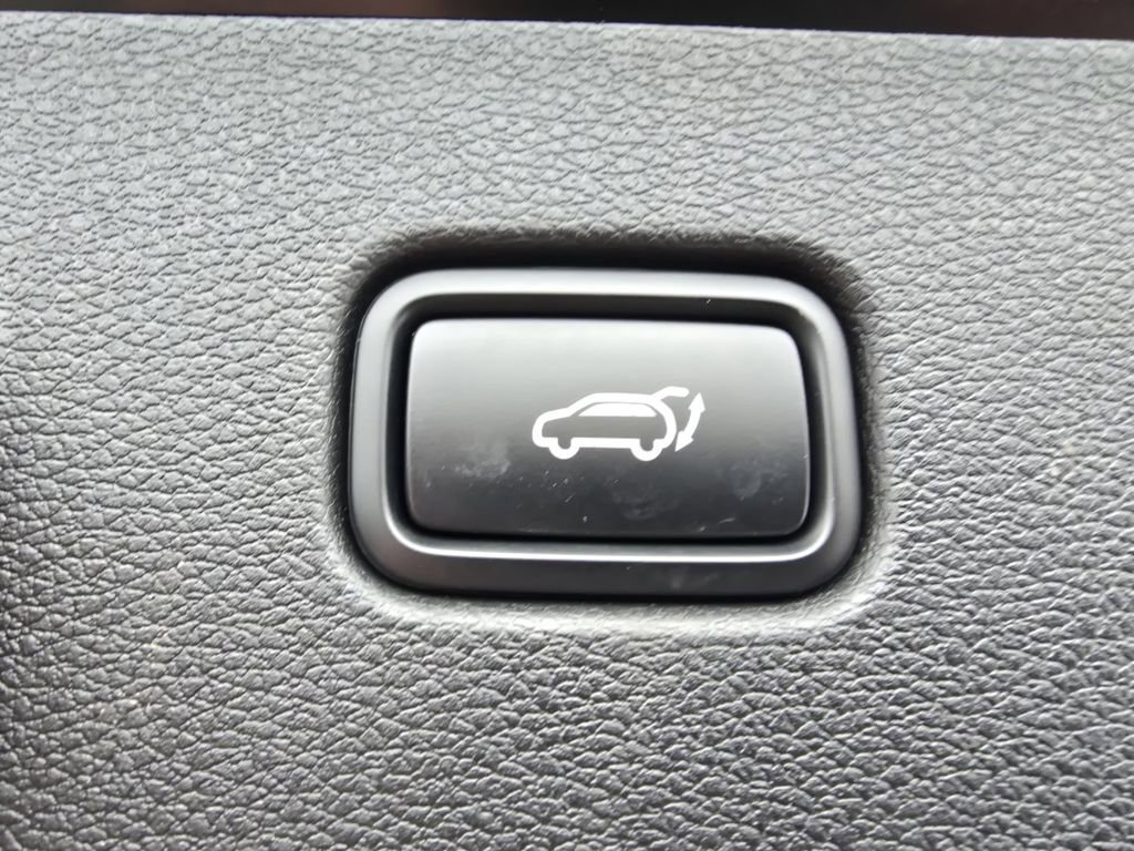 Used 2024 Kia Sportage SX image 20