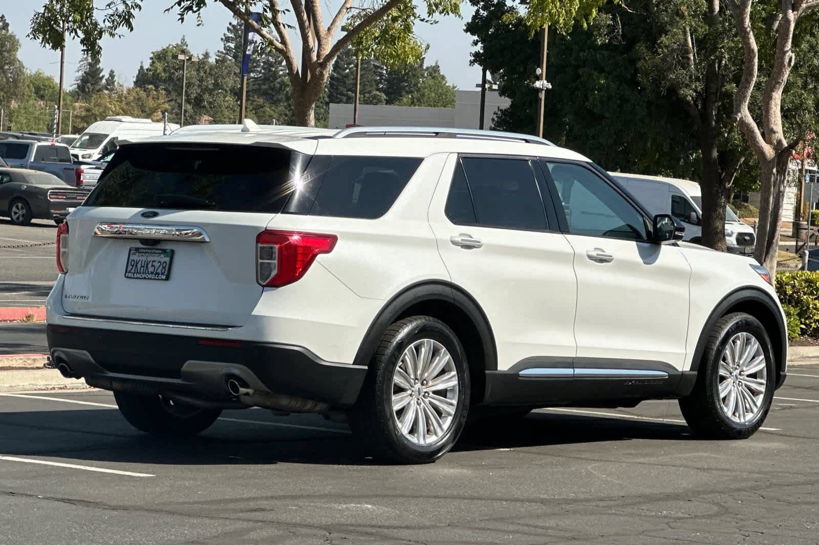 Certified 2023 Ford Explorer Limited w/ Limited Technology Package RWD video 2