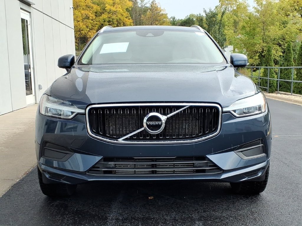Used 2018 Volvo XC60 T6 Momentum w/ Convenience Package AWD/4WD image 2