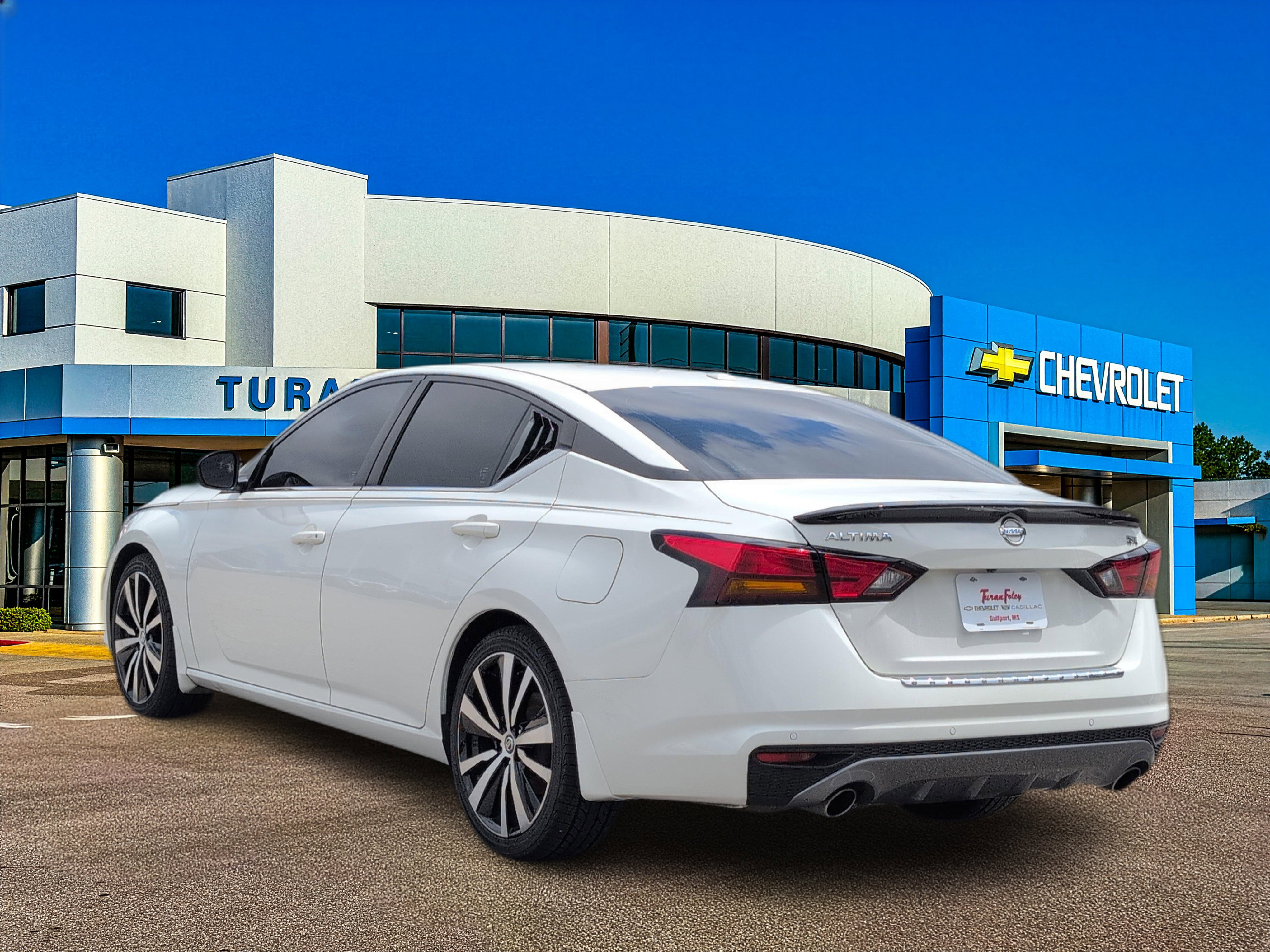 Used 2022 Nissan Altima 2.5 SR FWD image 3