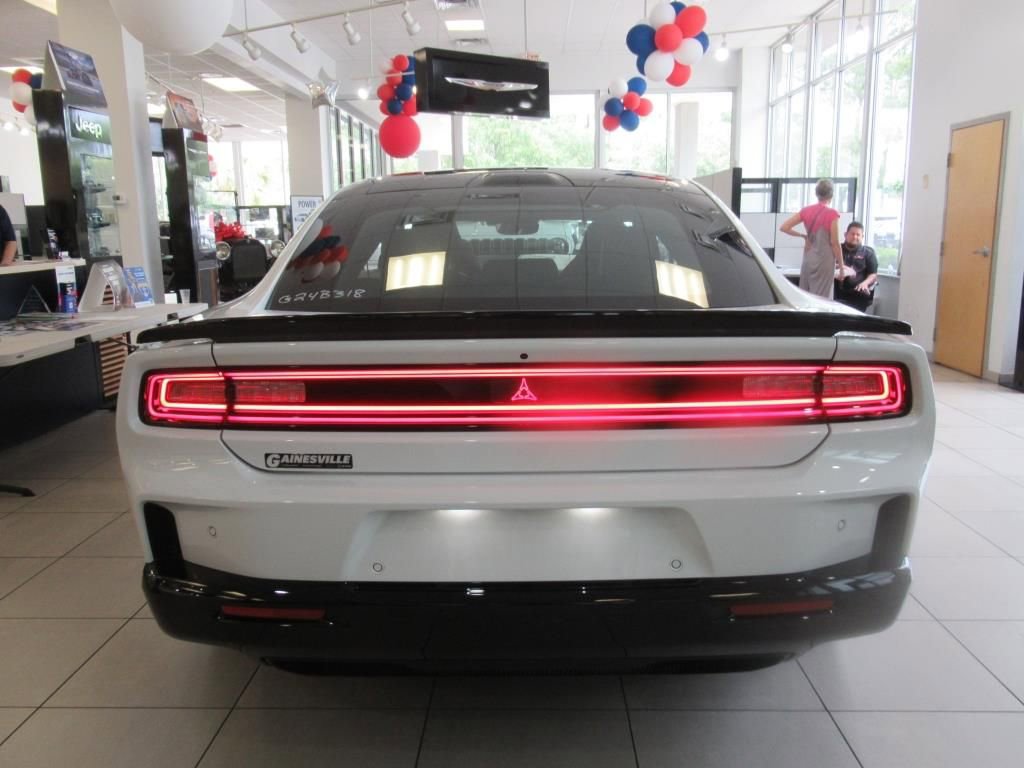 Used 2024 Dodge Charger R/T Scat Pack w/ Plus Group image 5