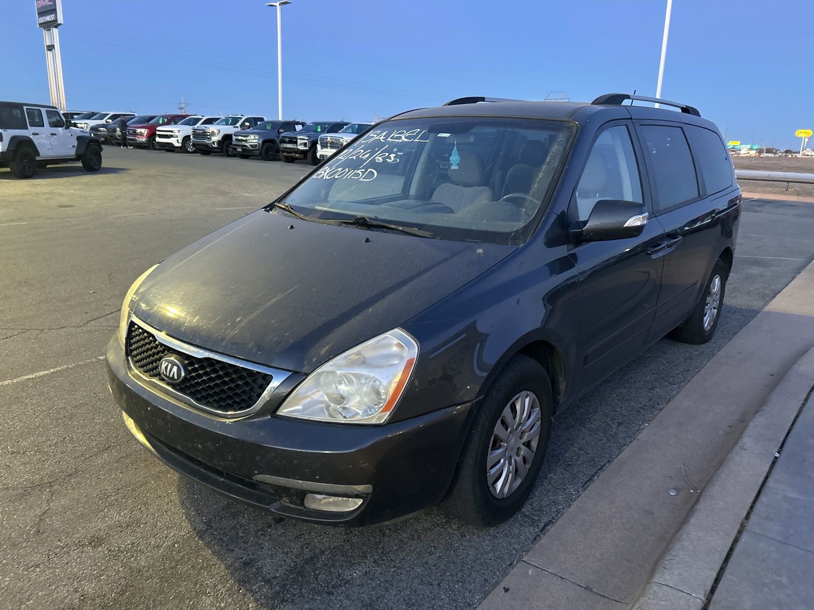 Used 2014 Kia Sedona LX