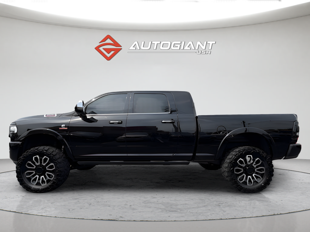 Used 2022 RAM 3500 Limited AWD/4WD image 3