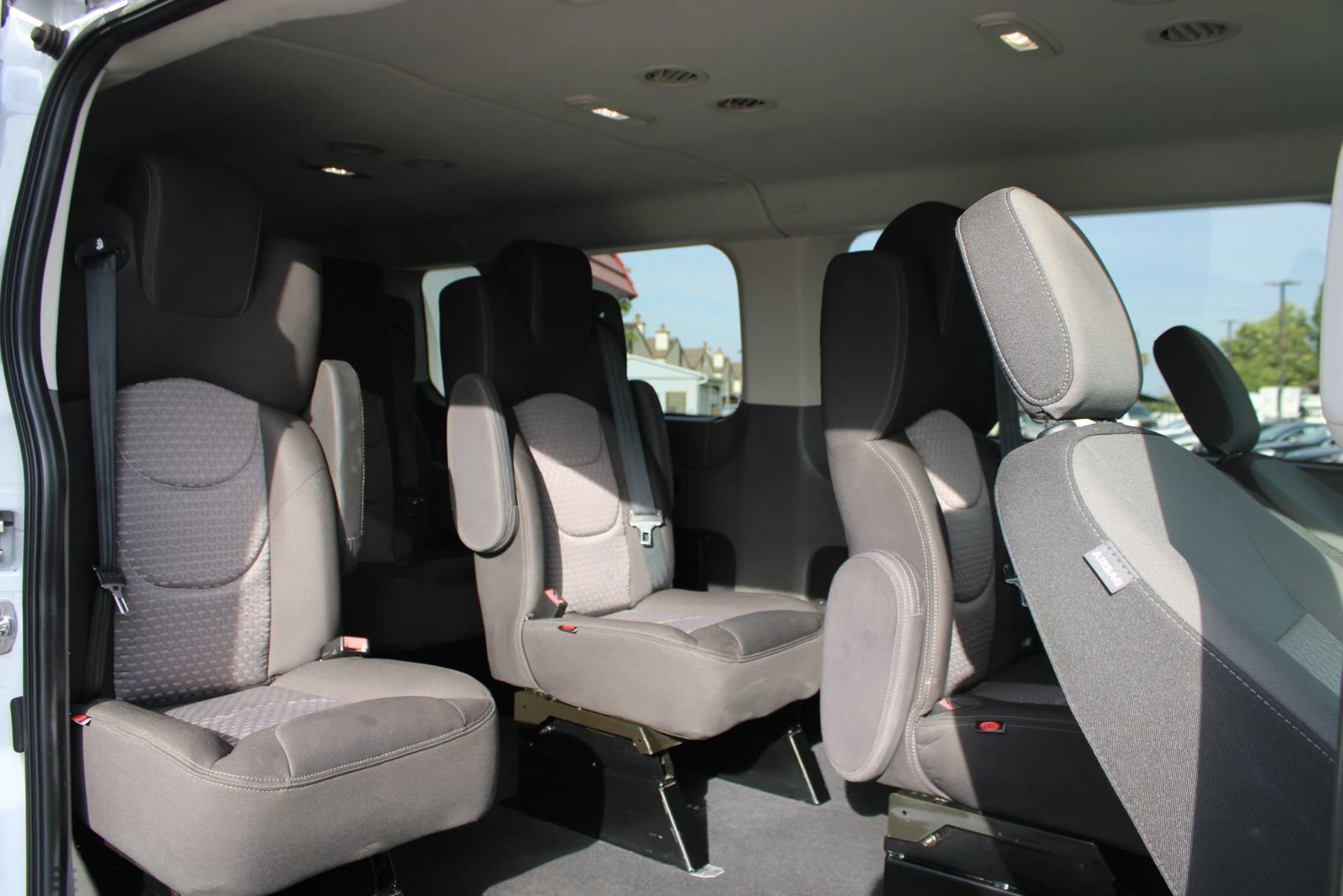 Used 2024 Ford Transit 350 XLT RWD image 20