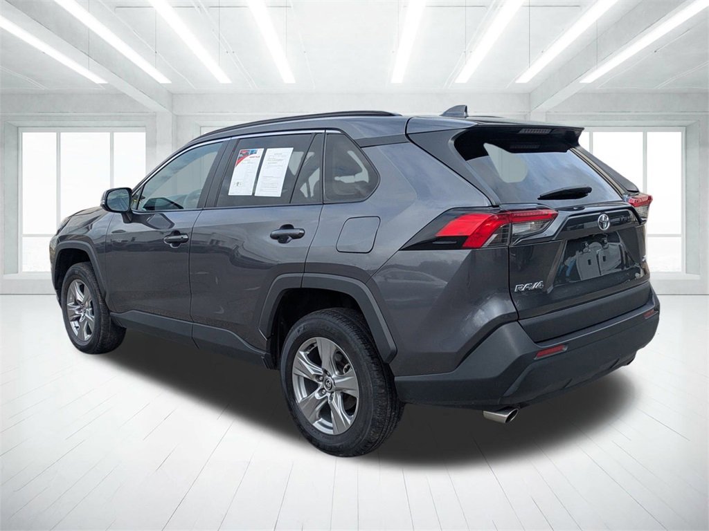 Used 2024 Toyota RAV4 XLE image 5