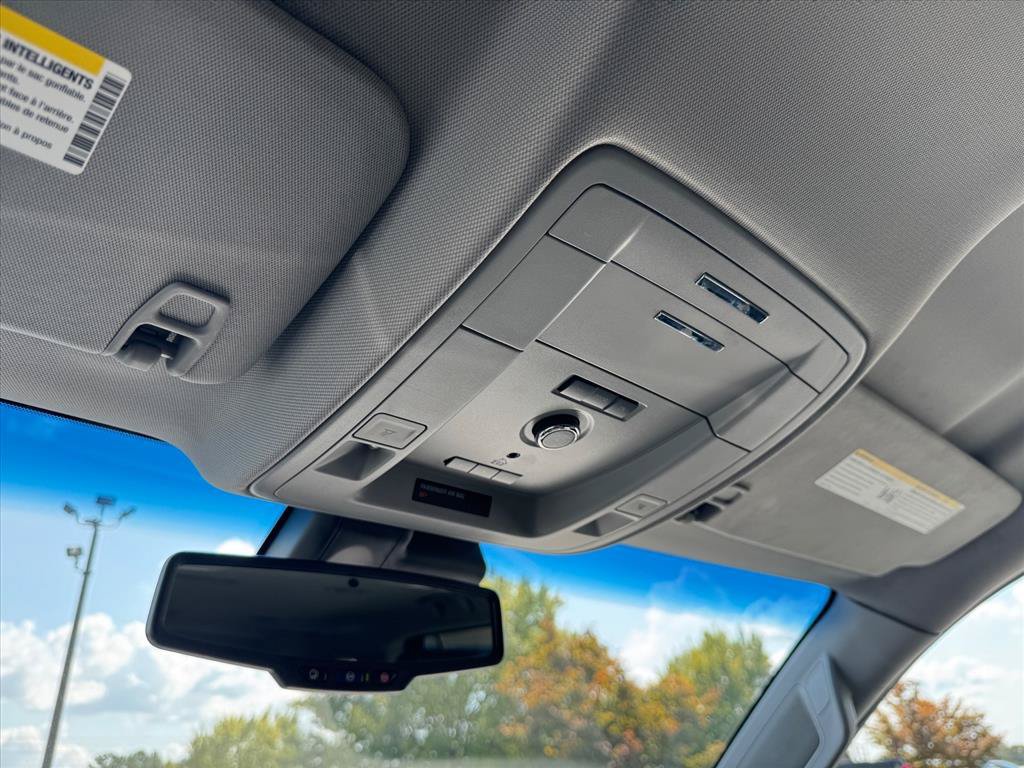 Used 2019 Chevrolet Suburban LT RWD image 26