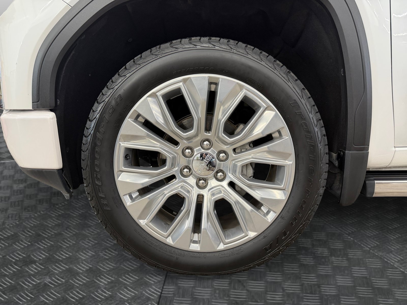 Used 2021 GMC Sierra 1500 Denali w/ Denali Ultimate Package AWD/4WD image 37