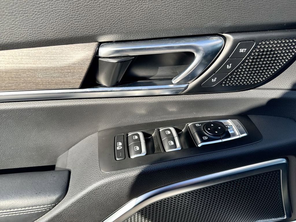 Used 2022 Kia Telluride SX w/ SX Prestige Package image 22