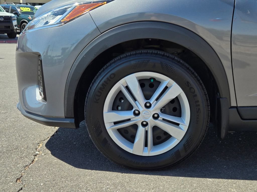 Certified 2021 Nissan Kicks S FWD image 9