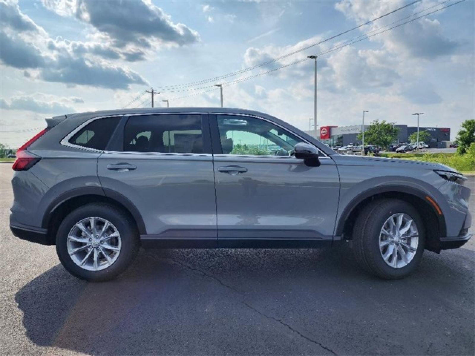 Used 2024 Honda CR-V EX-L image 4